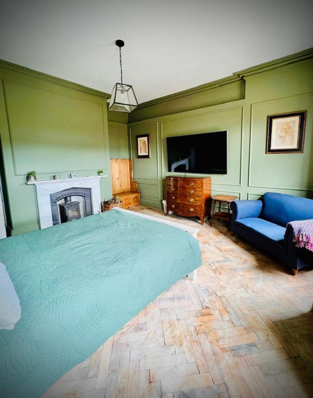 Llanerchydol Hall Suites 웰시풀 외부 사진