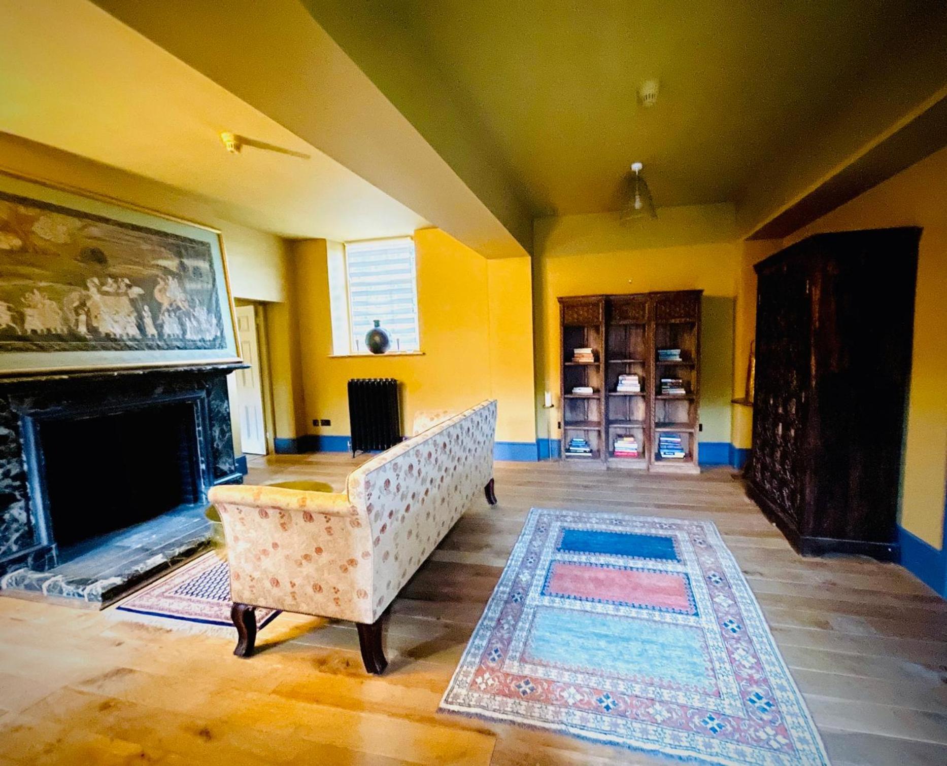 Llanerchydol Hall Suites 웰시풀 외부 사진